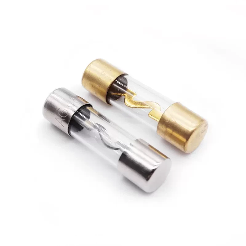 Automaattinen Car Audio AGU -putkisulake